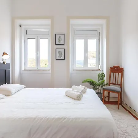 Portucale ! Stylish Campo Ourique