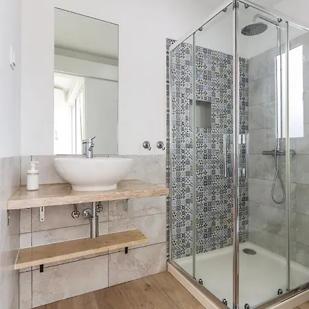 Portucale ! Stylish Campo Ourique *