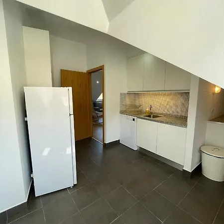 Апартаменты Portucale ! Stylish Campo Ourique