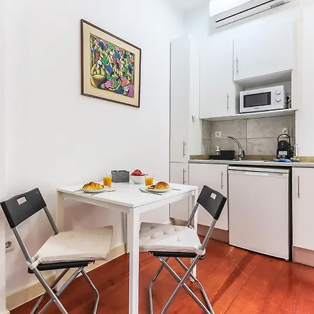 Portucale ! Stylish Campo Ourique Apartmán