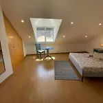 Portucale ! Stylish Campo Ourique Apartment